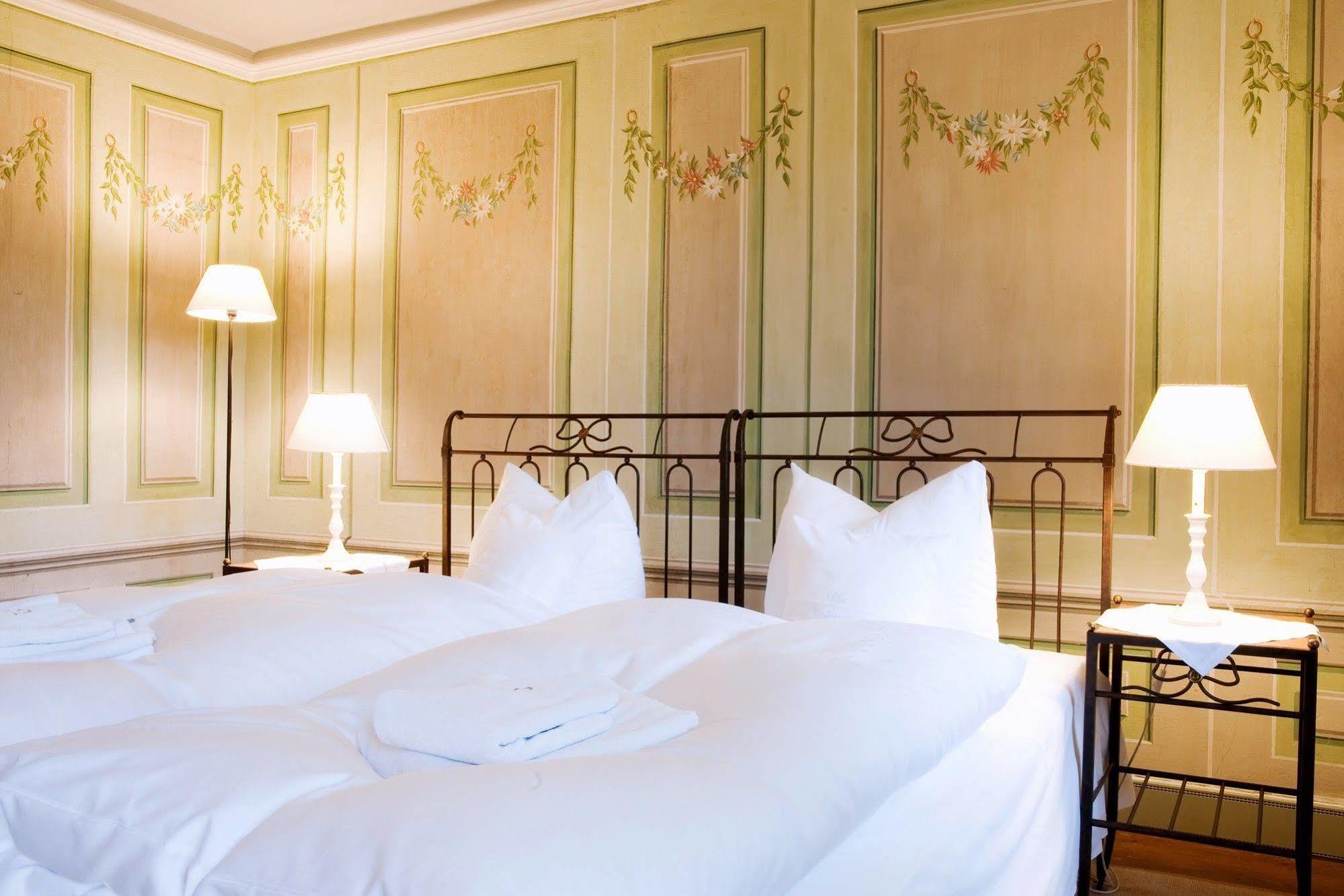 Hotel Villa Sorgenfrei & Restaurant Atelier Sanssouci Radebeul Extérieur photo